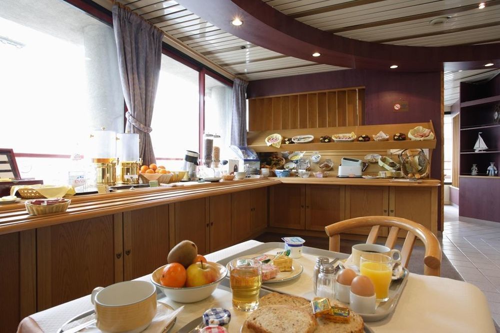 Kyriad Hotel Brest Restaurante foto